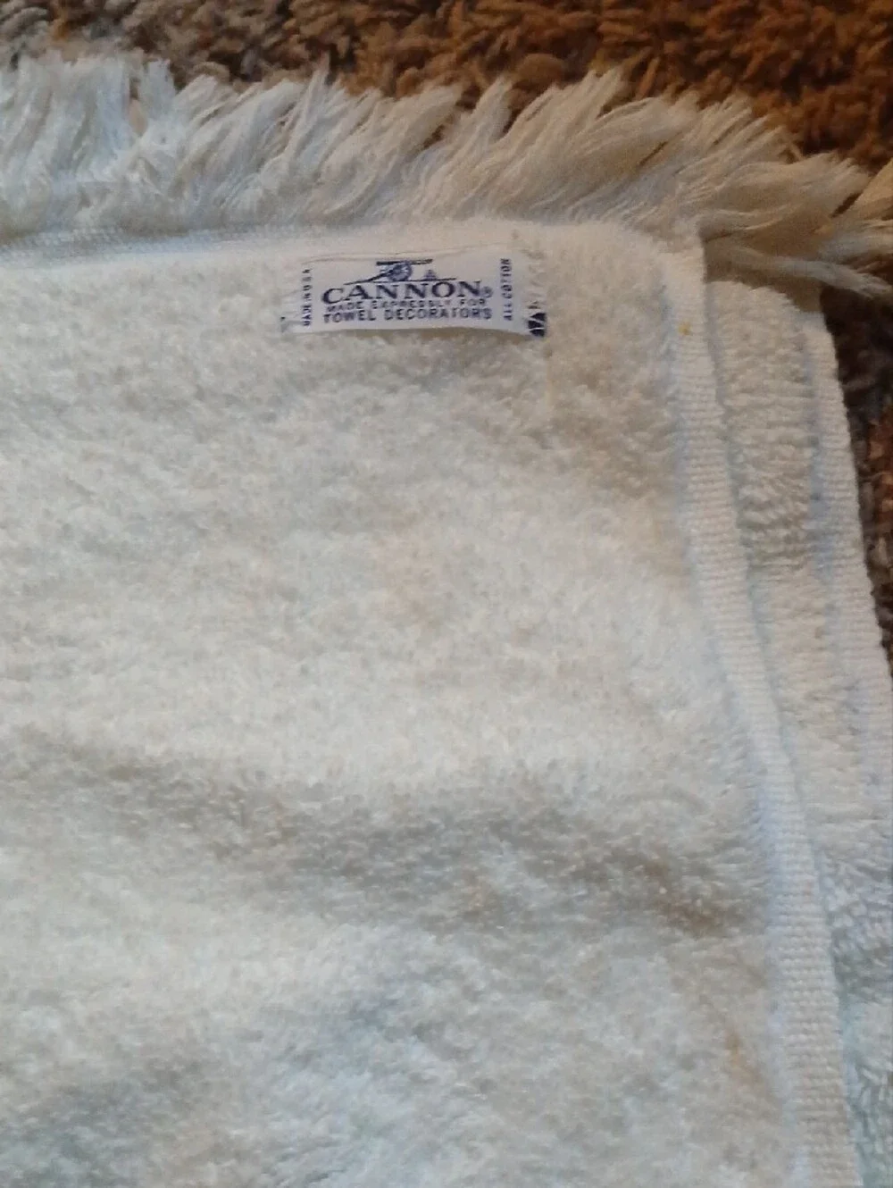 Yellow Floral Bath Towel with Green Leaves - Brand Unspecified